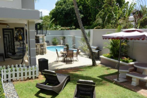 PineRidge 1 Bedroom Apartment with Pool and Jacuzzi